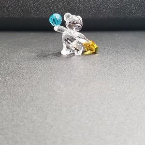 Swarovski Crystal Kris Bear I Travel The World No Box